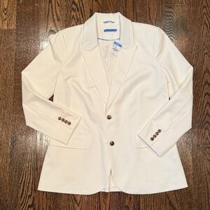 NWT J. McLaughlin stretch Ivory Blazer, size 12.